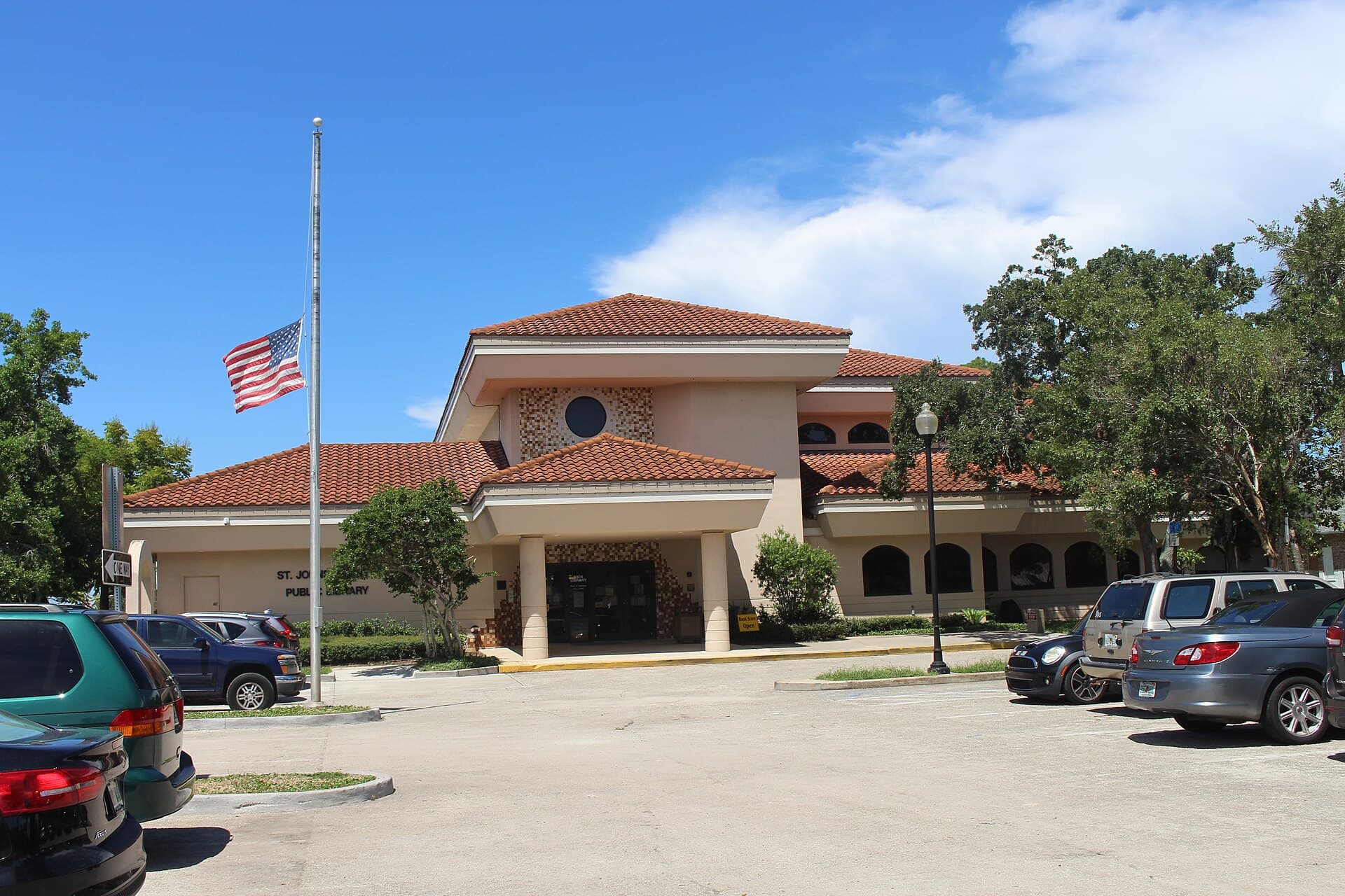 St. Johns County Libraries Drop Sunday Hours, Raise Overdue Fines Starting in October